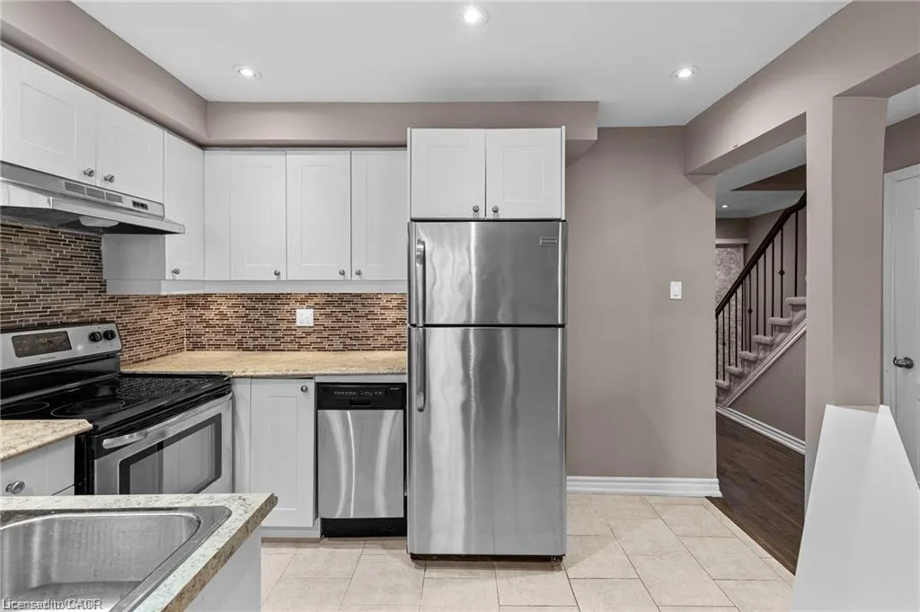 12 Lankin Boulevard #12