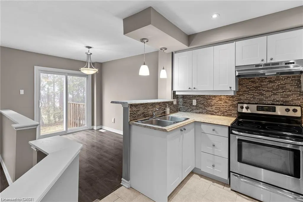 12 Lankin Boulevard #12