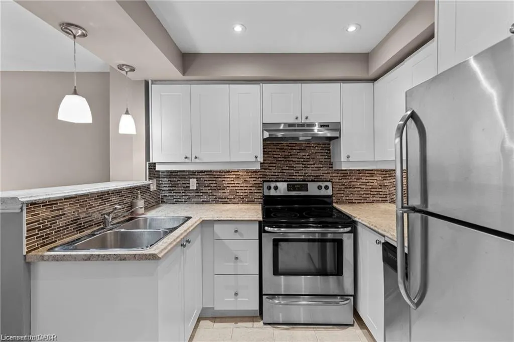12 Lankin Boulevard #12