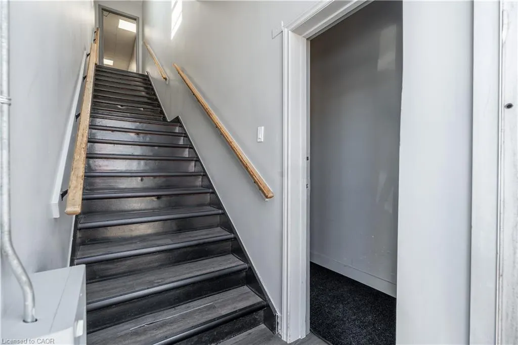 290 Queenston Road