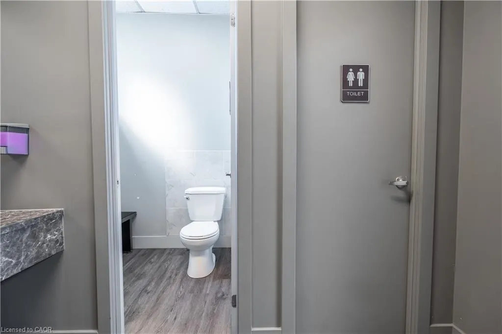 290 Queenston Road