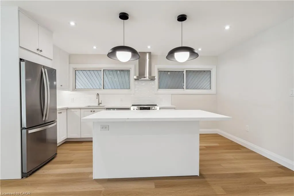 121 Toby Crescent #Main