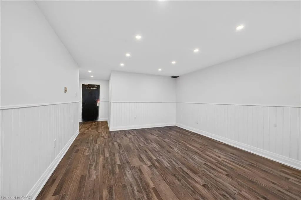 212 Kerr Street #702