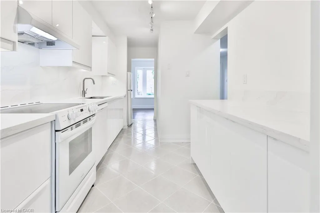 4635 Regents Terrace #2