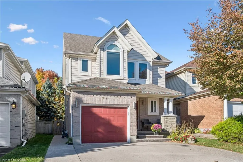 7 Kroeger Crescent