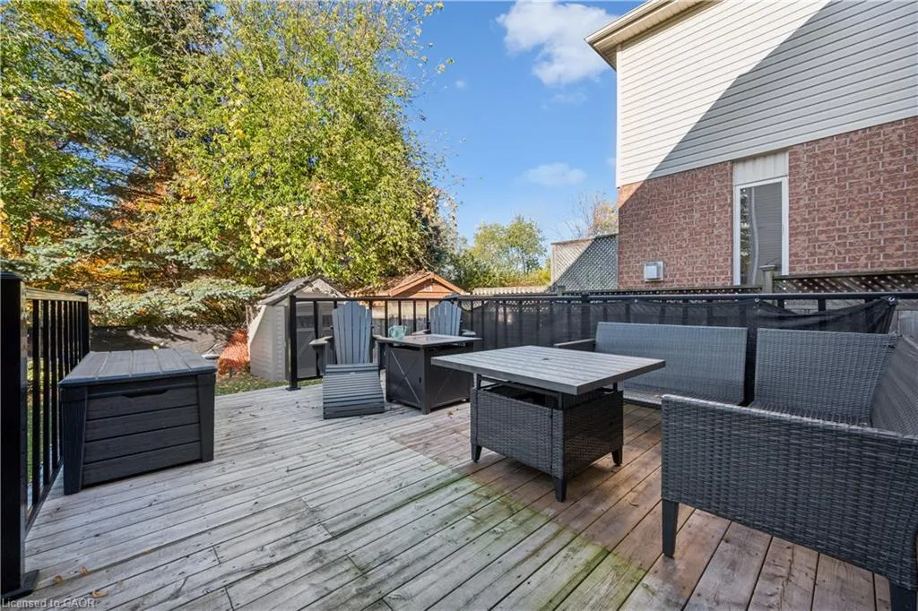 7 Kroeger Crescent