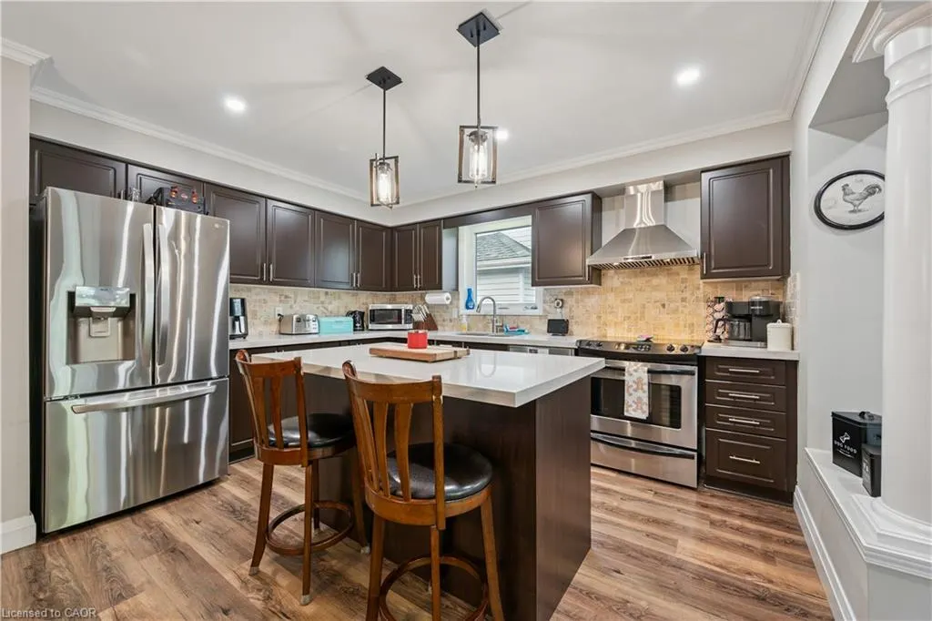7 Kroeger Crescent