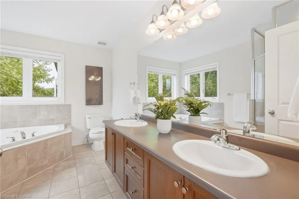 32 Wimberly Avenue
