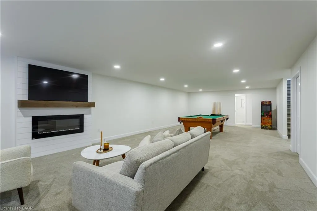 3591 Mia Lane