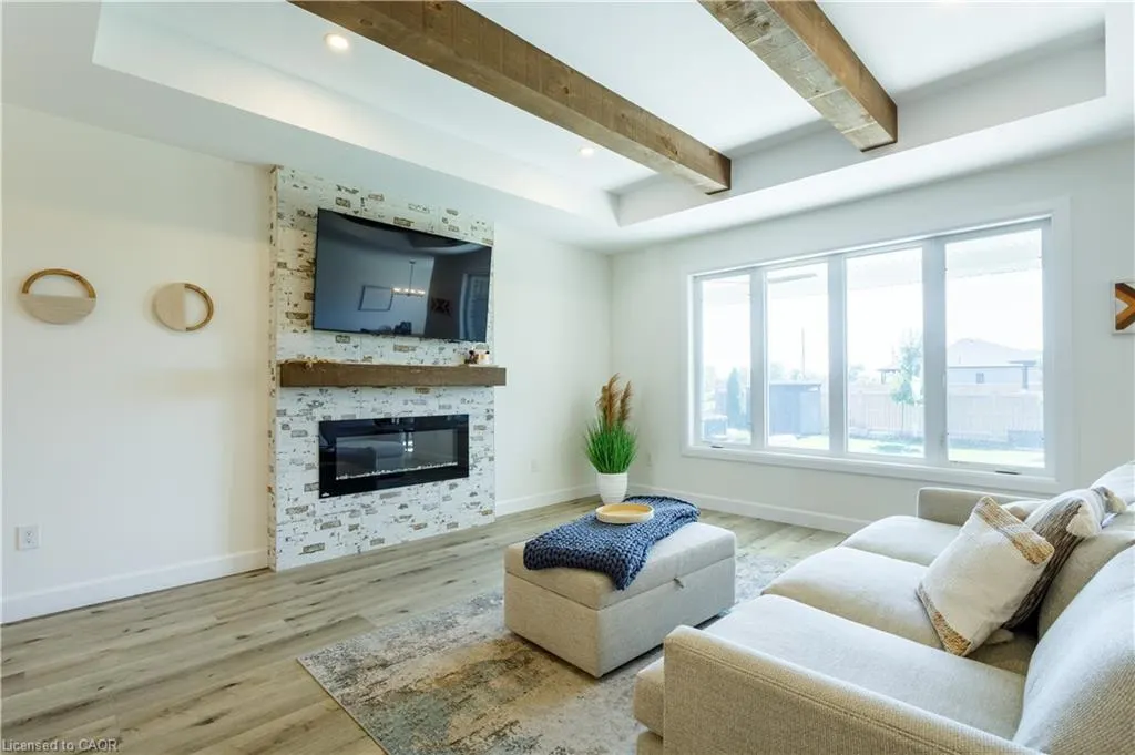 3591 Mia Lane