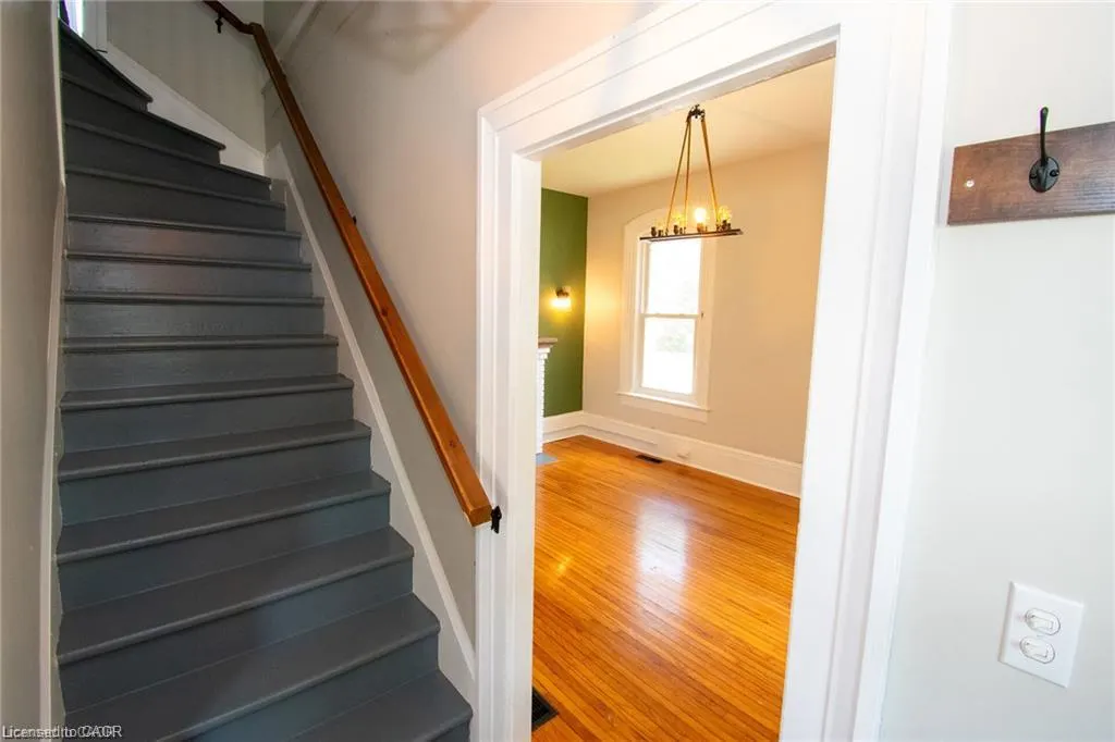 820 Cedar Street