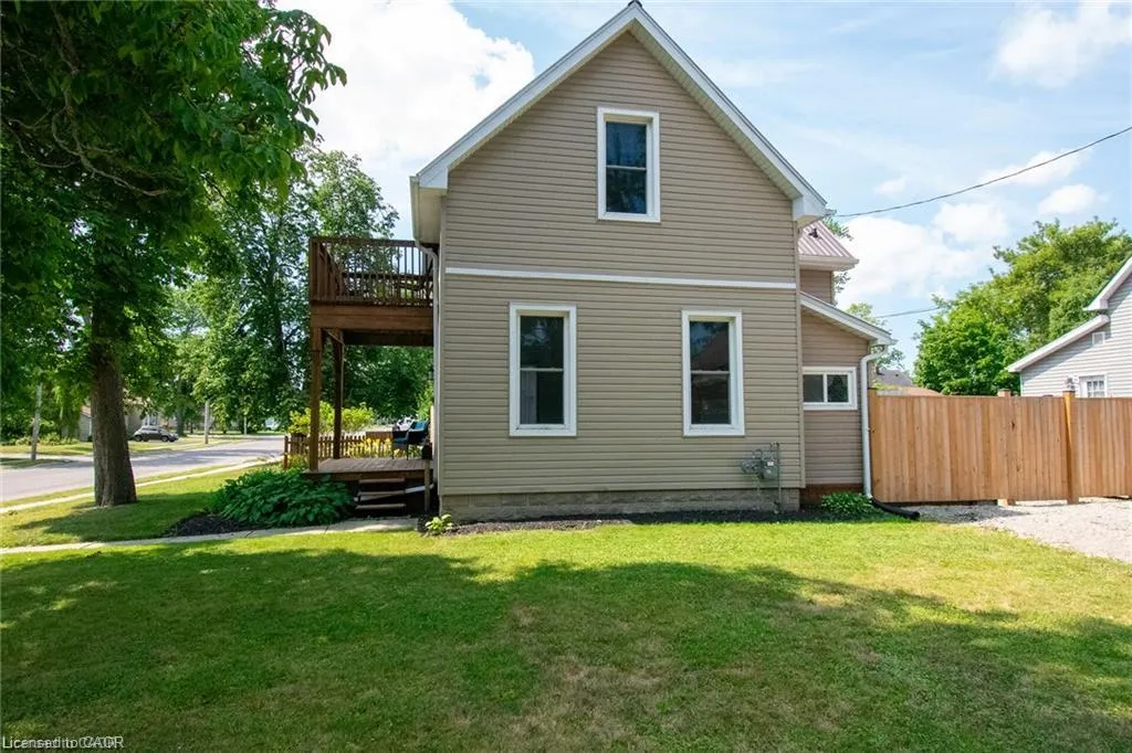 820 Cedar Street