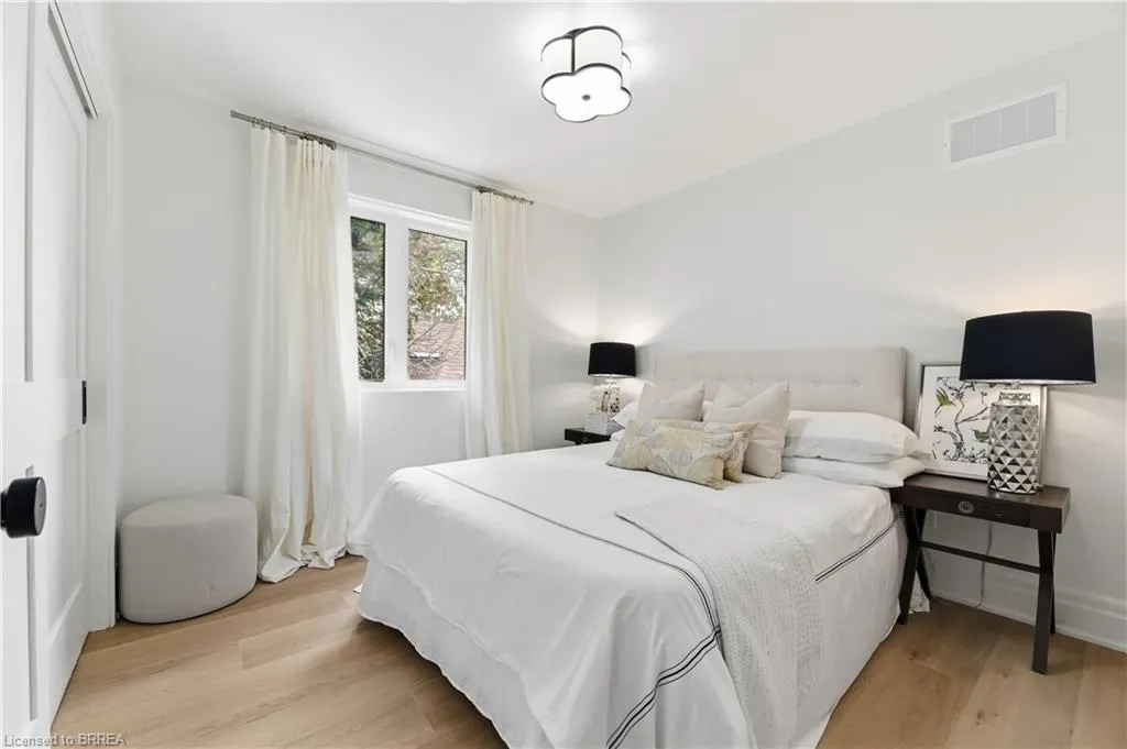37 Edwin Street #1