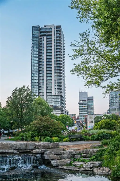 60 Charles Street W #1806