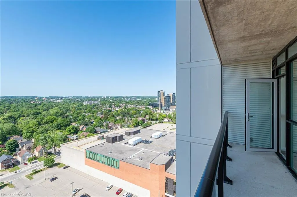 60 Charles Street W #1806