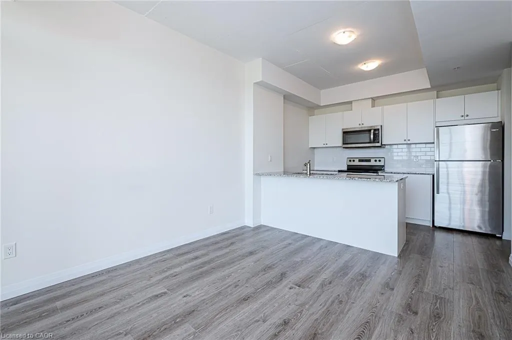 60 Charles Street W #1806