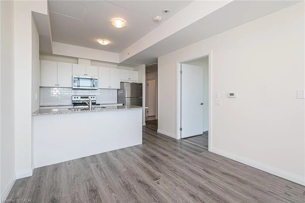 60 Charles Street W #1806