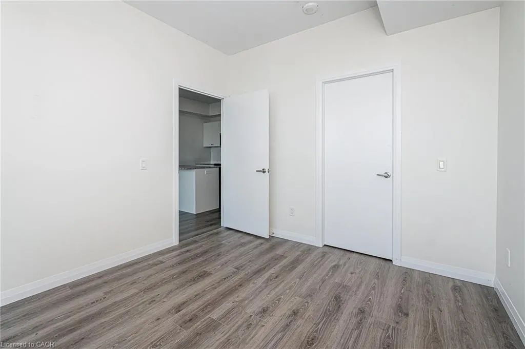60 Charles Street W #1806
