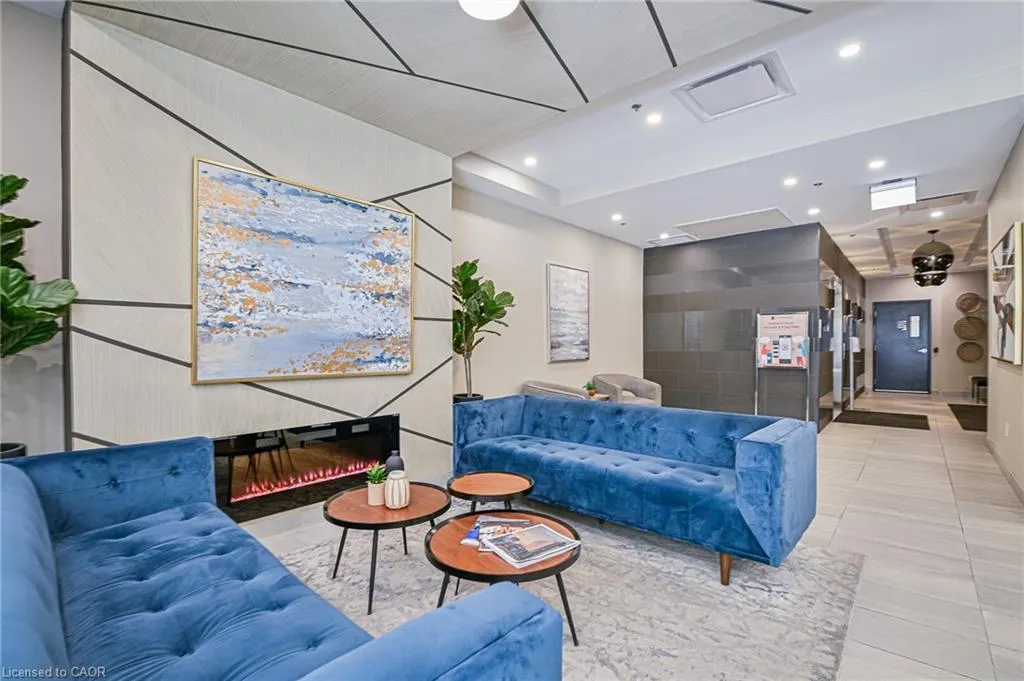 60 Charles Street W #1806