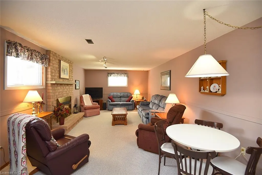 107 Tollgate Road