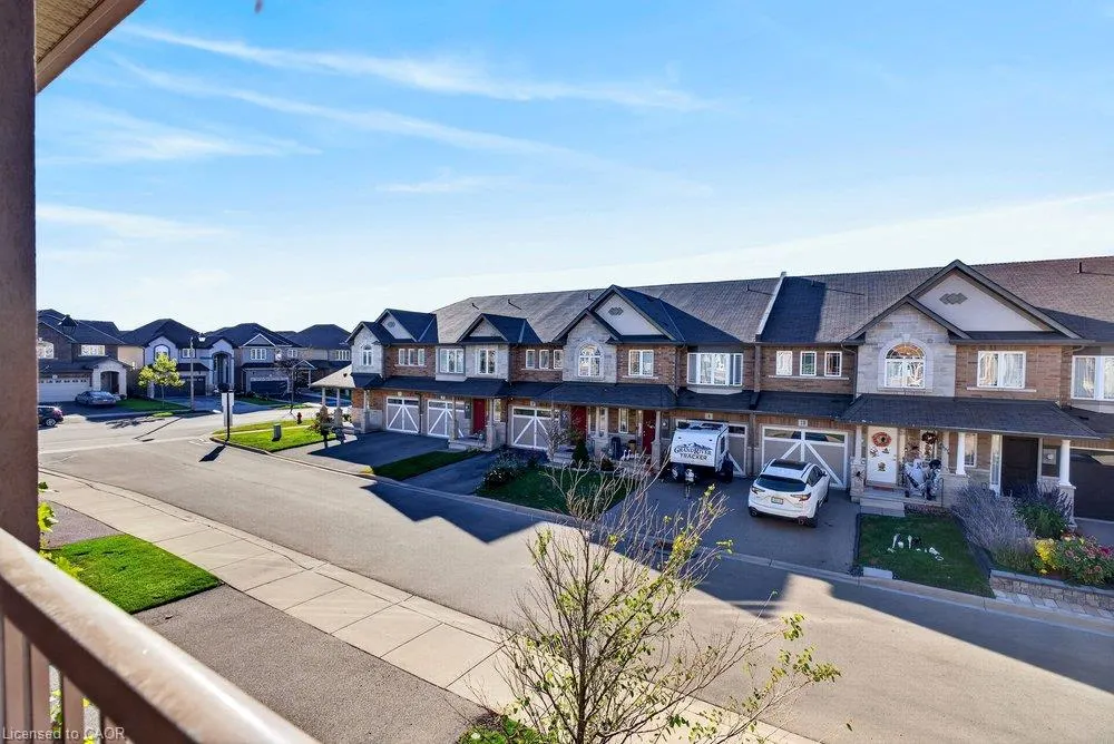 9 Bloom Crescent