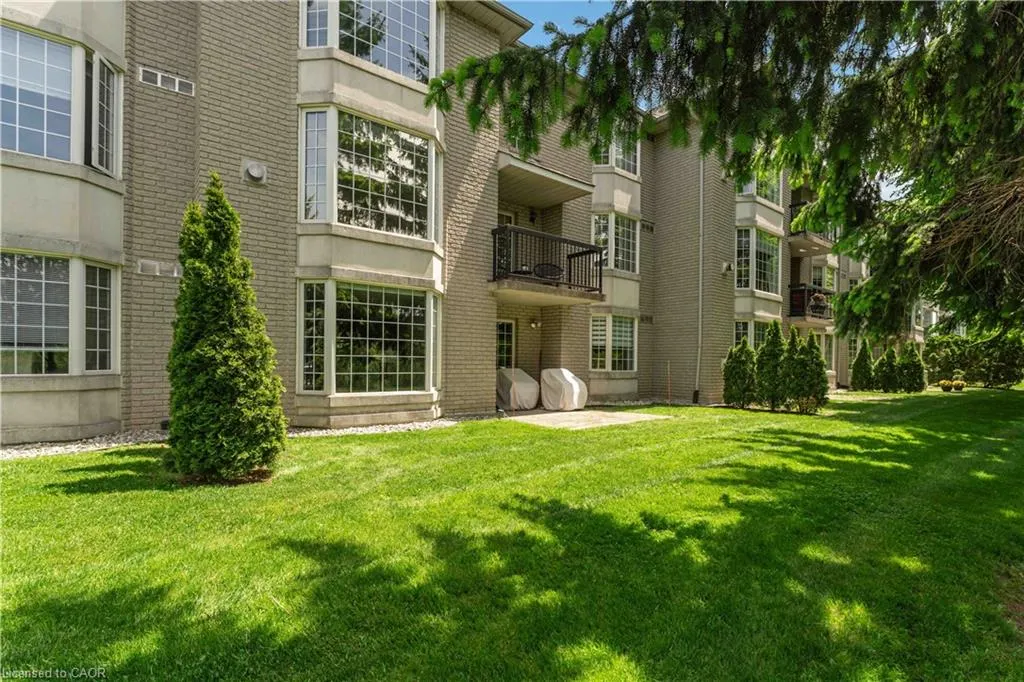970 Golf Links Road #205