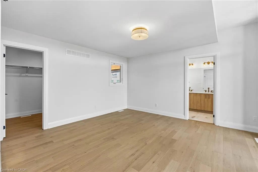 6345 Jewel Common