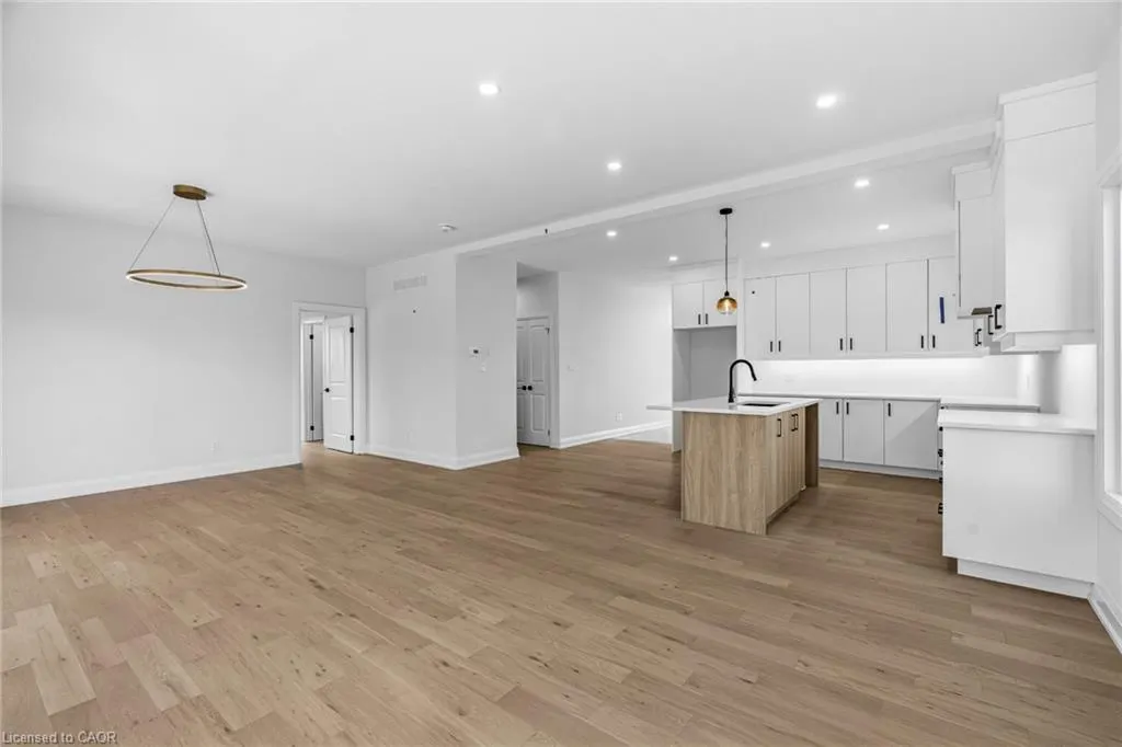 6345 Jewel Common