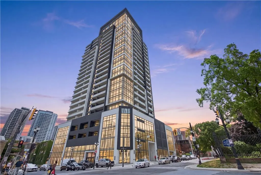 15 Queen Street S #1302