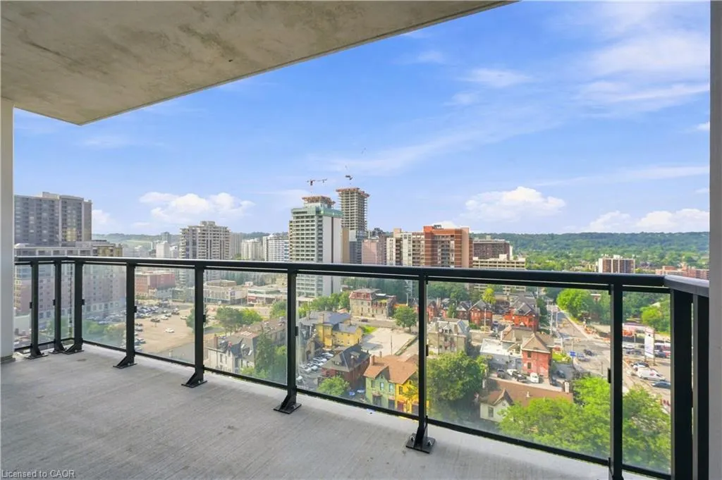 15 Queen Street S #1302