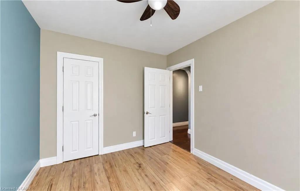 16 Snyder Avenue S