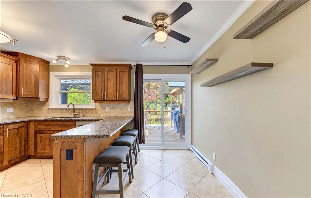 16 Snyder Avenue S