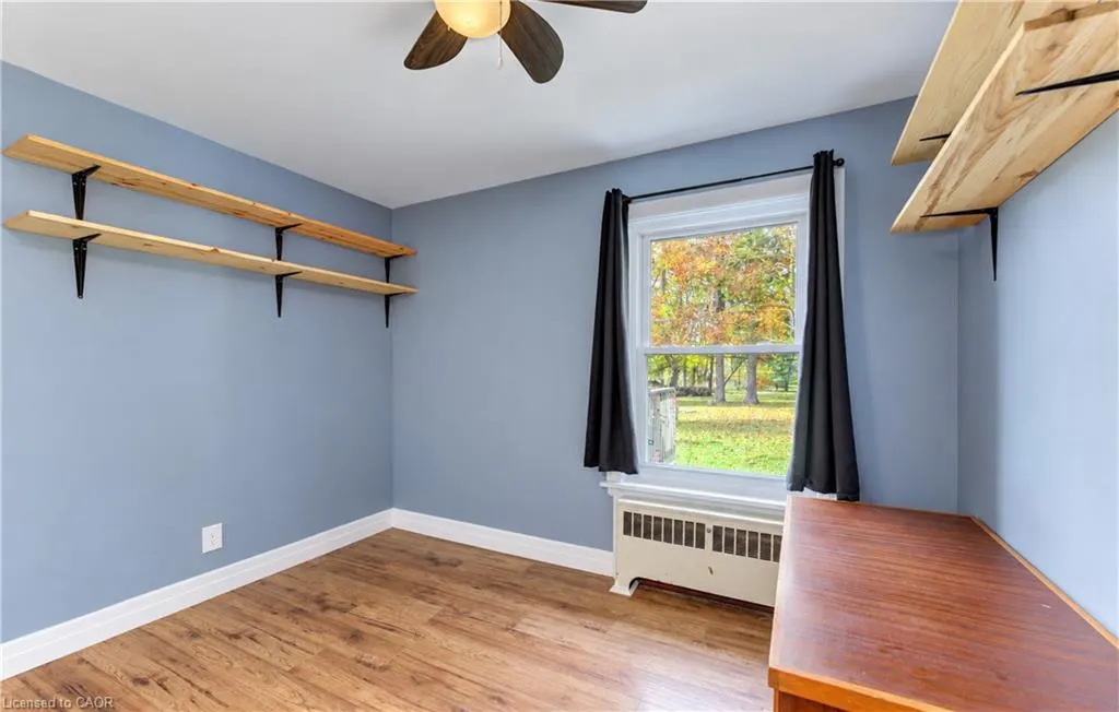 16 Snyder Avenue S