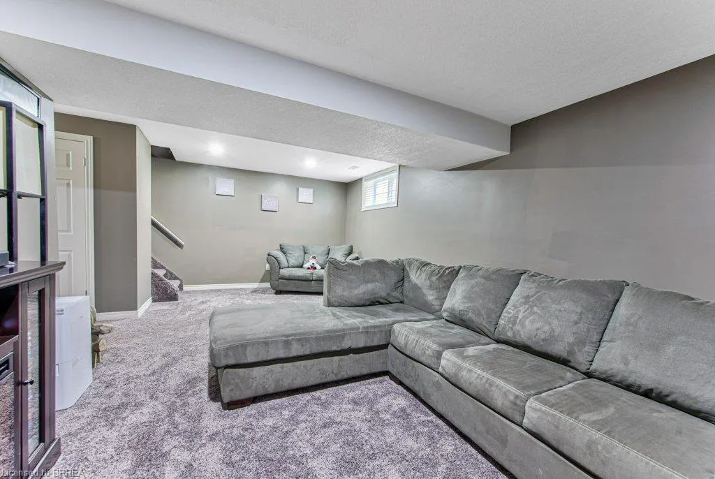 423 Poldon Drive