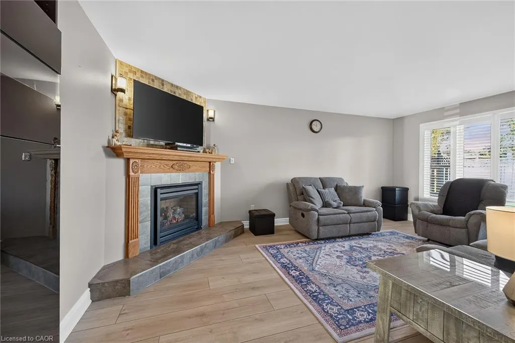 55 Fusilier Drive