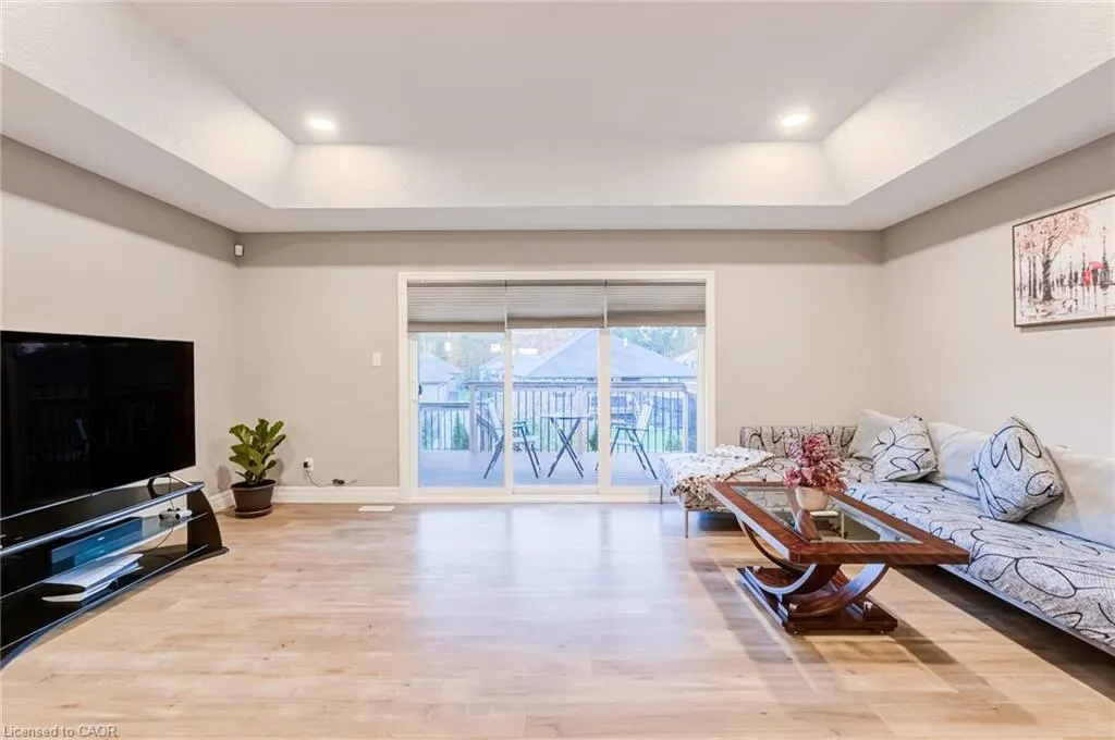 44 Liberty Crescent