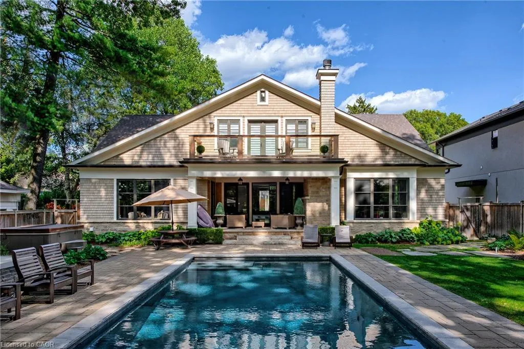 416 Wedgewood Drive