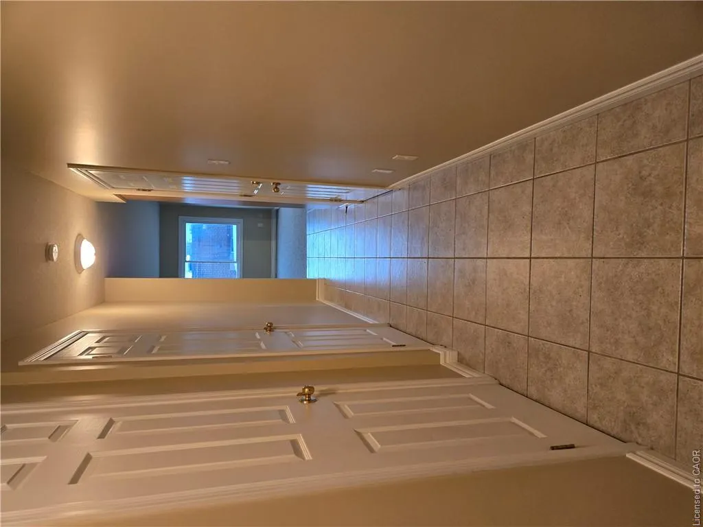 120 Dudhope Avenue #16