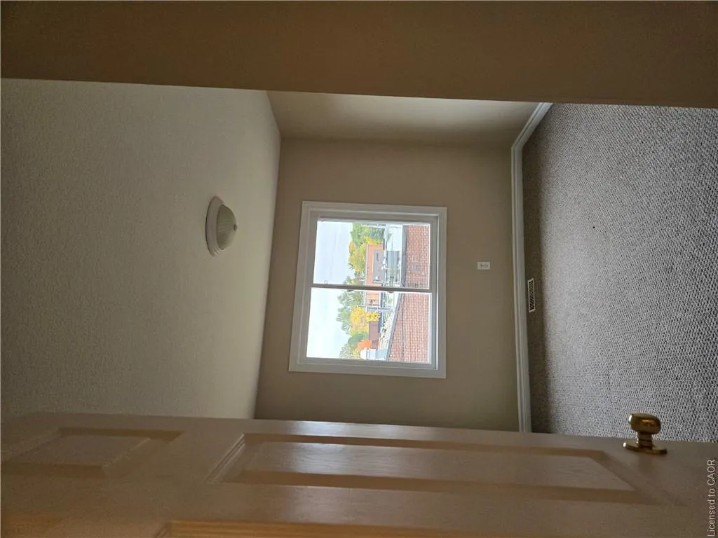 120 Dudhope Avenue #16