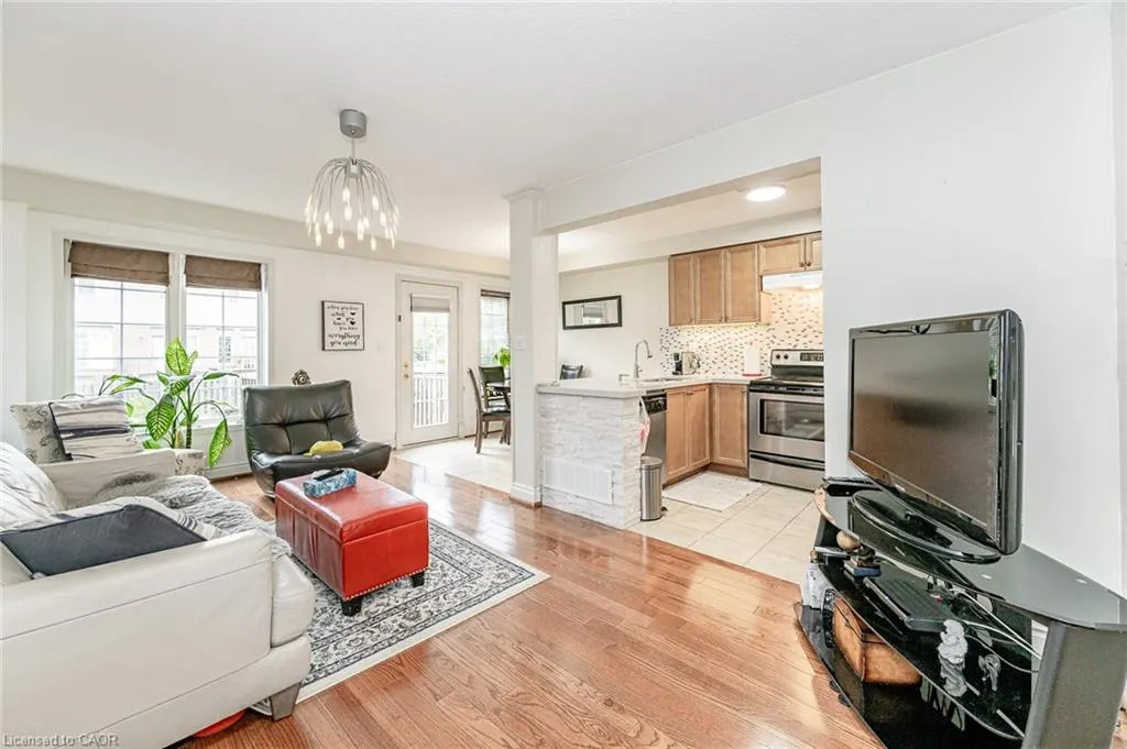 151 Green Road #13
