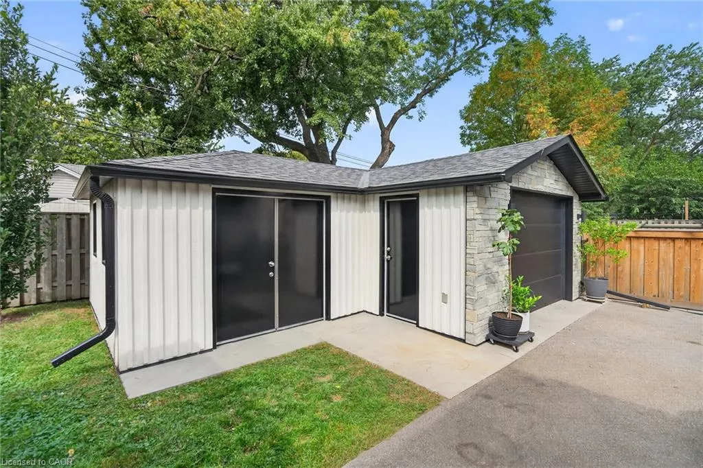 271 Julian Avenue