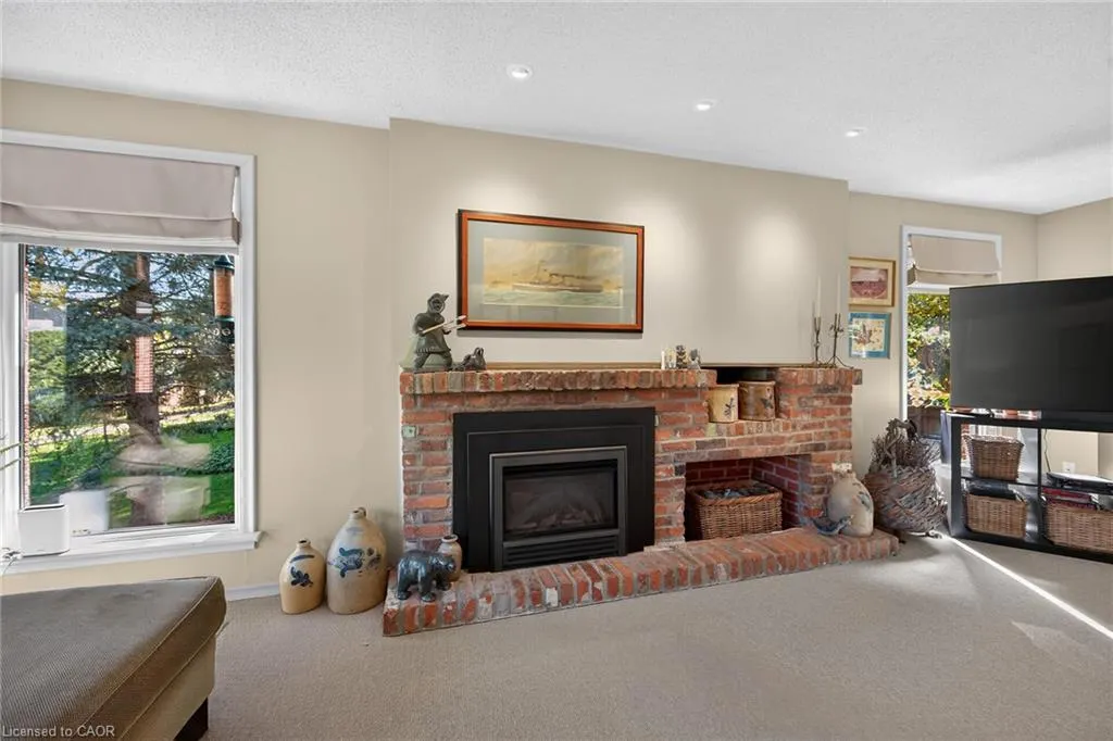 311 Golf Links Road