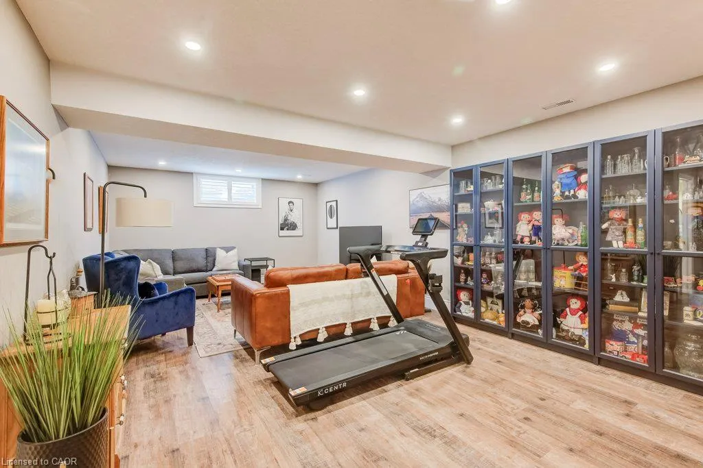 27 Coral Gables Crescent
