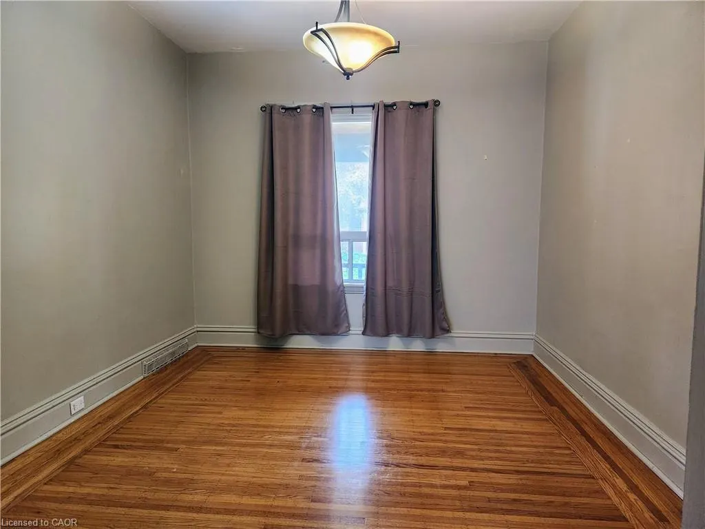 25 Gladstone Avenue