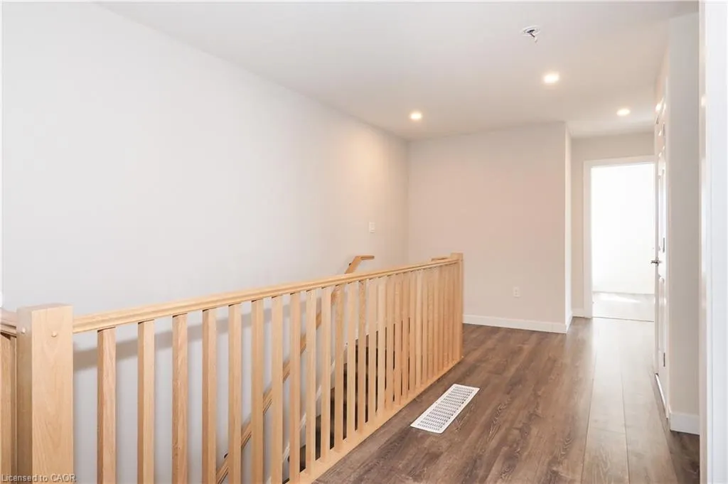 288 Albert Street #208