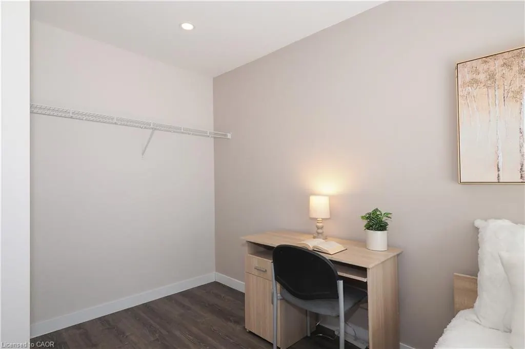 288 Albert Street #208