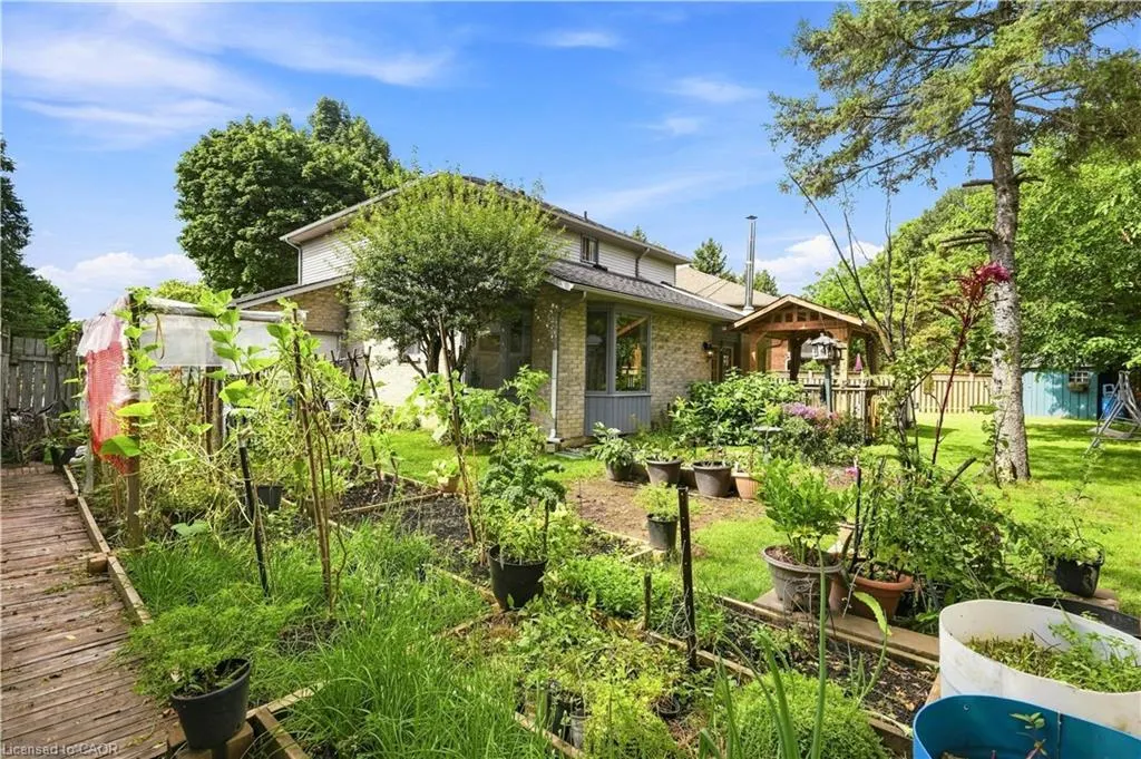 34 Lisajane Court