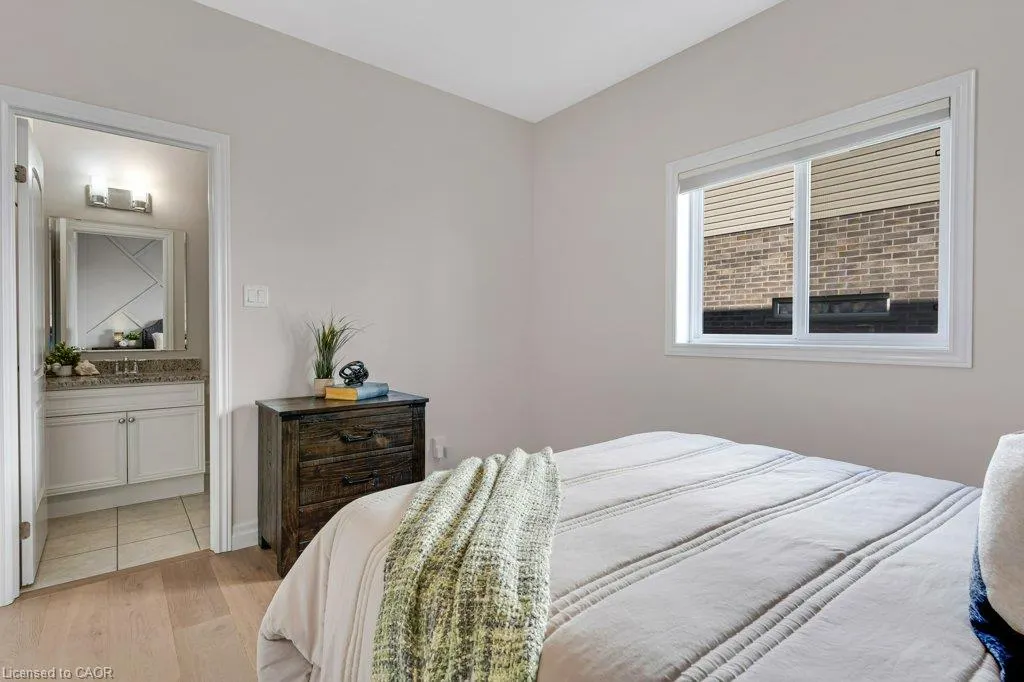 27 Irongate Drive