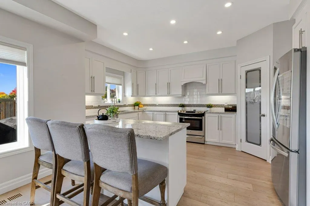 27 Irongate Drive