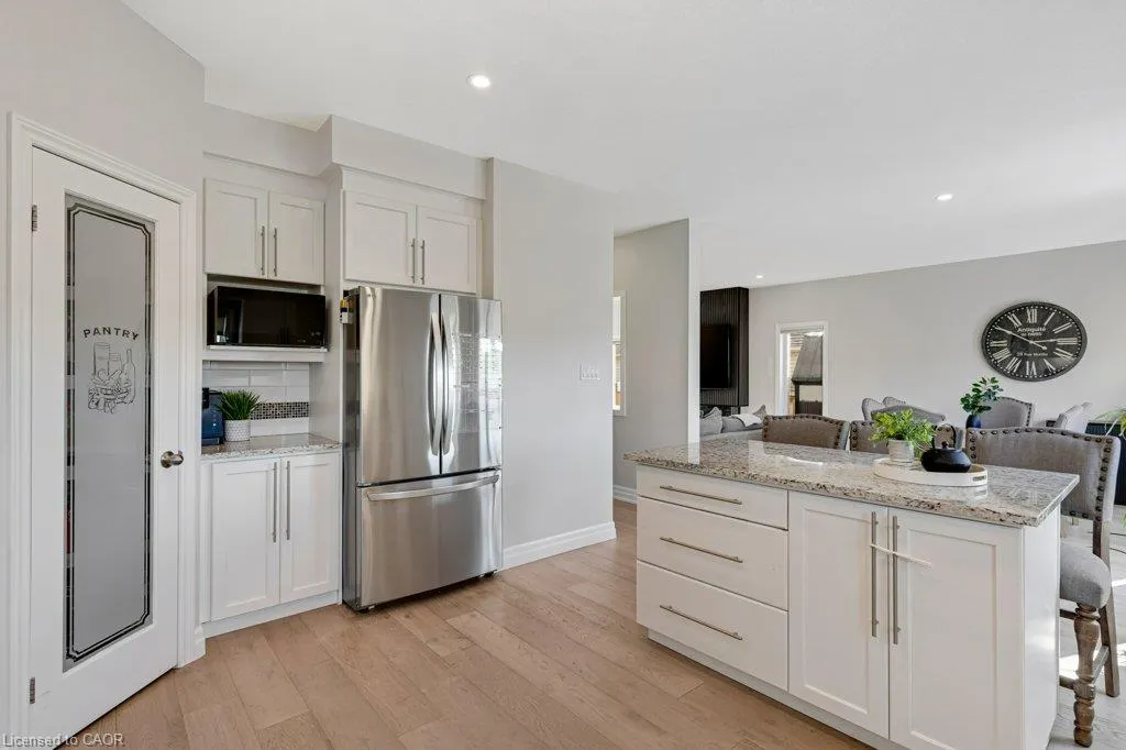 27 Irongate Drive